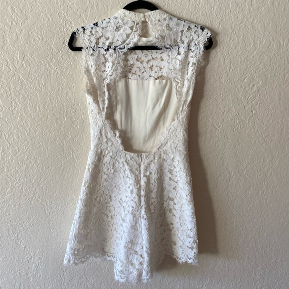 Alexis Delfine Saint Lucia Cap Sleeve Lace Romper Size S White Lace Romantic - Picture 3 of 11